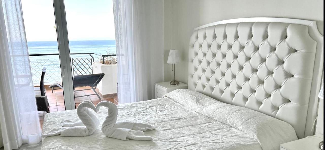 Mi Capricho C16 Beachfront Apartment Sitio de Calahonda Exterior foto